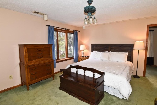 Timber Inn Motel image 10