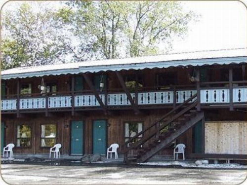 Timber Inn Motel image 4